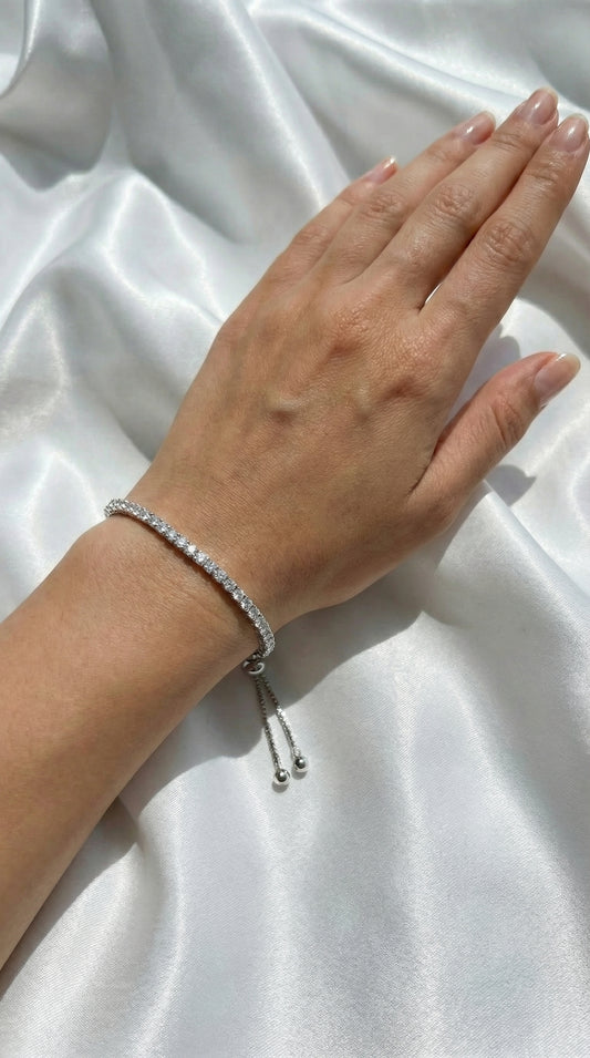 Pandora tennis slider