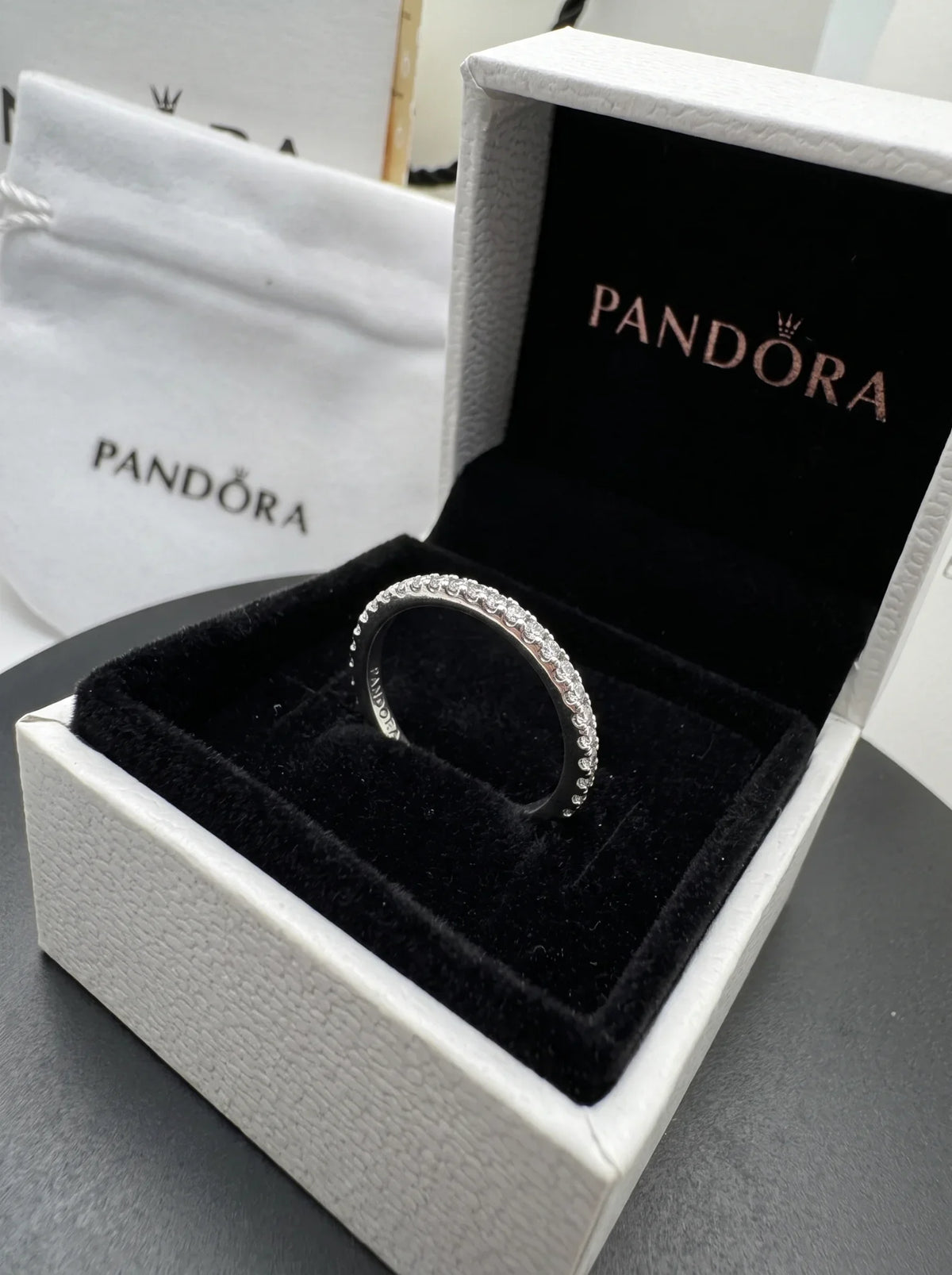 Pandora Sparkling Band Ring - Macro_photograph_of_ring_2K_20261016203005.webp