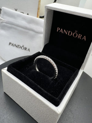 Pandora Sparkling Band Ring - Macro_photograph_of_ring_2K_20261016203005.webp