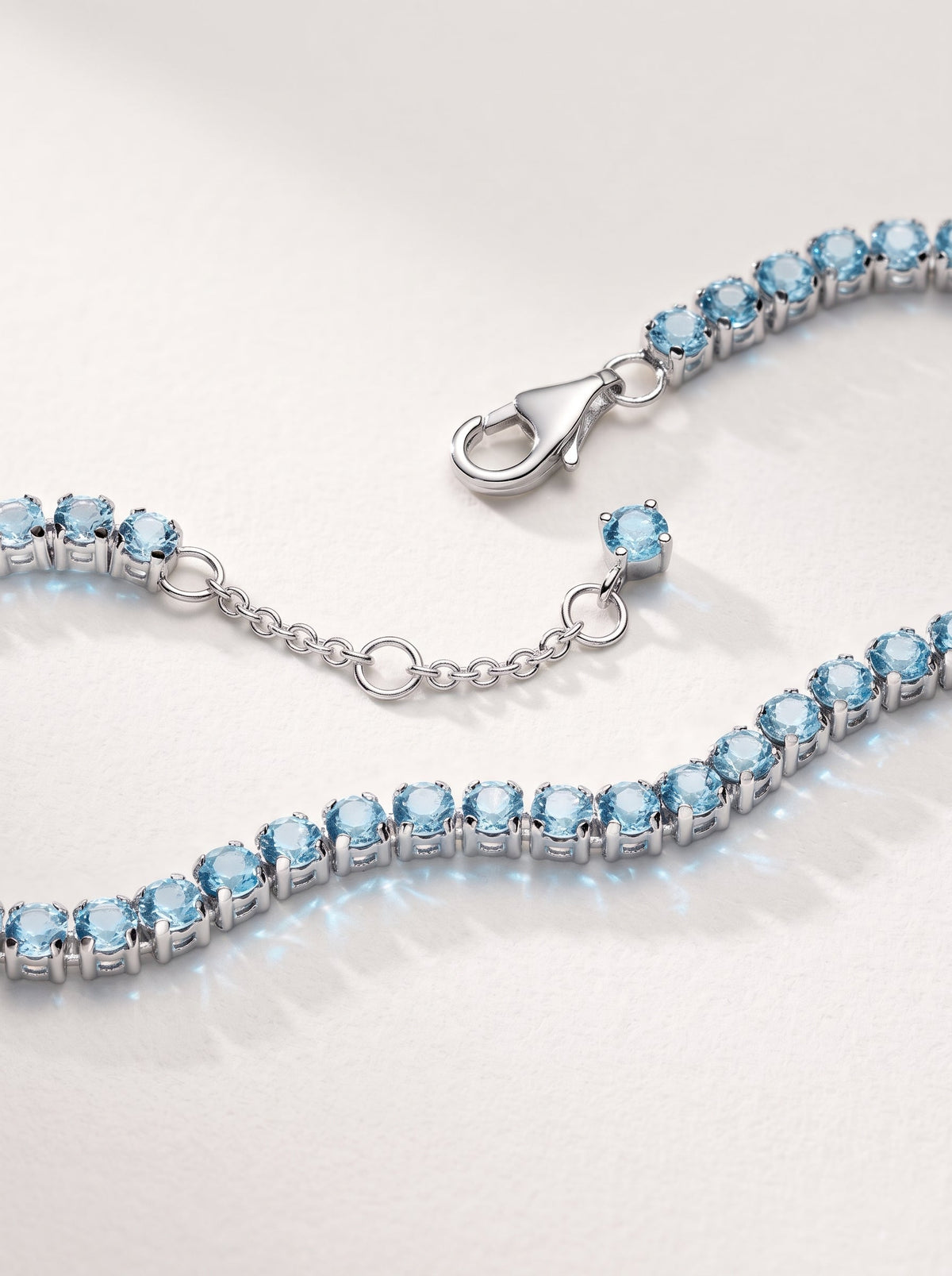 Pandora Sparkling Light Blue Tennis Bracelet Naggat Silver