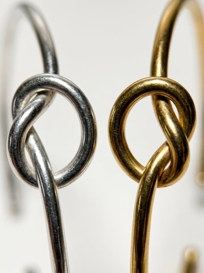 Central love knot Bracelets