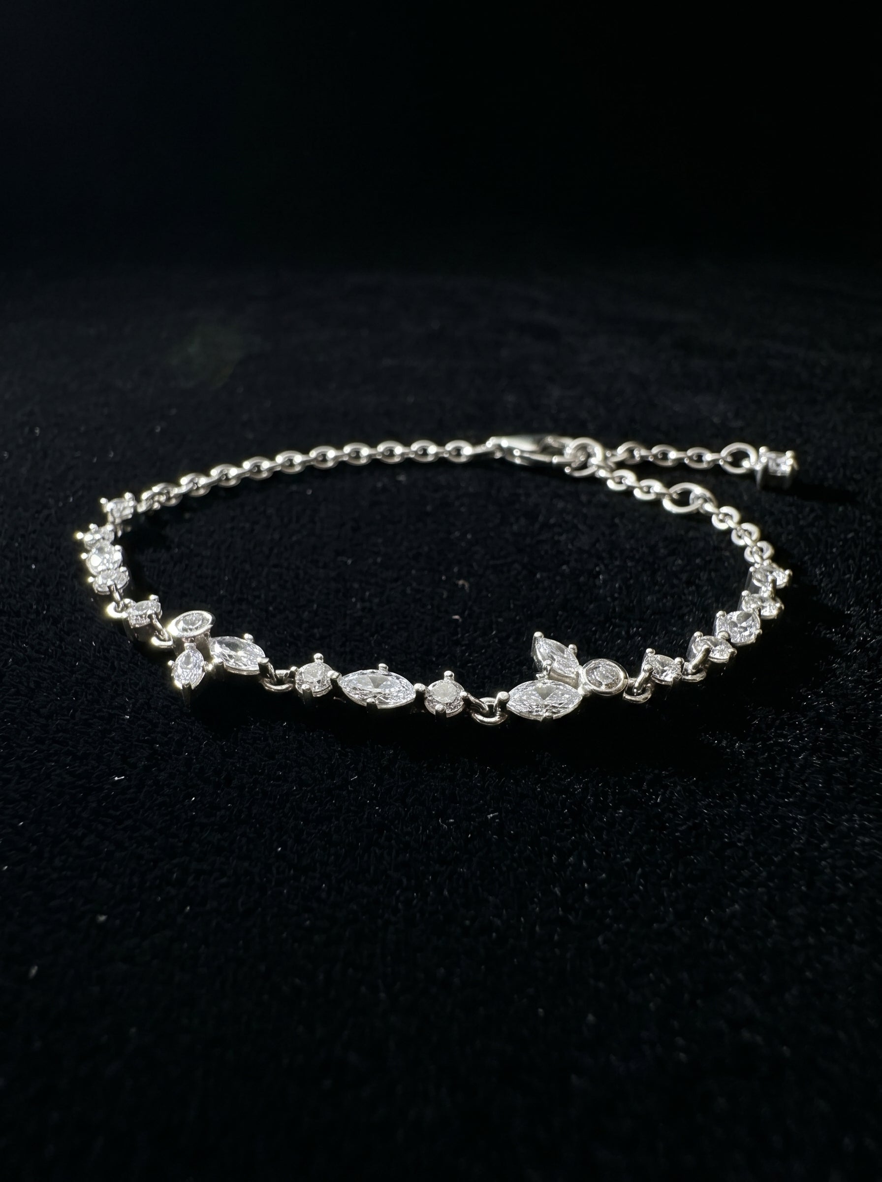 Sparkling Herbarium Cluster Link Bracelet - مجوهرات فضة في مصر