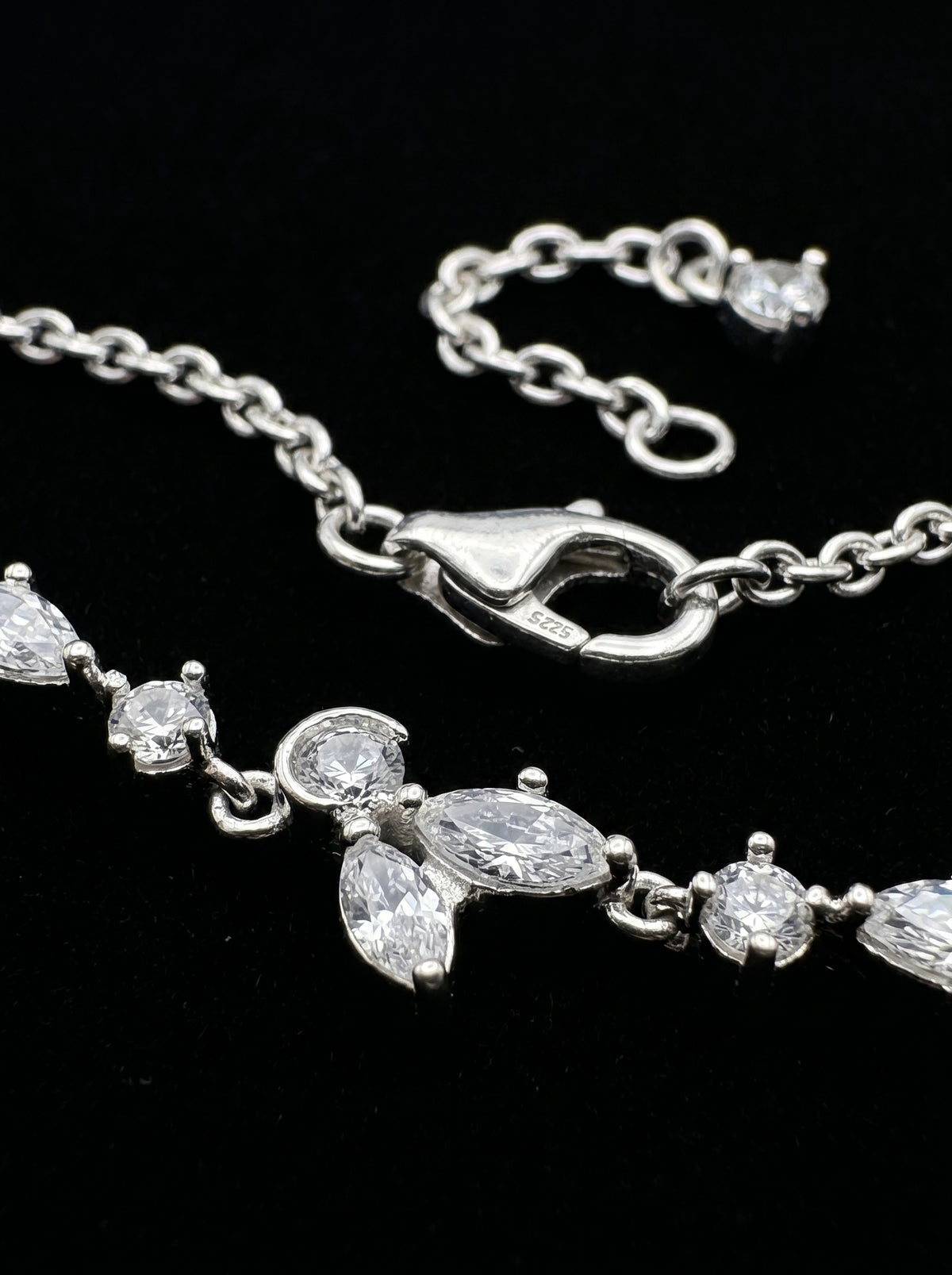 Sparkling Herbarium Cluster Link bracelet by Naggat Silver – view 5