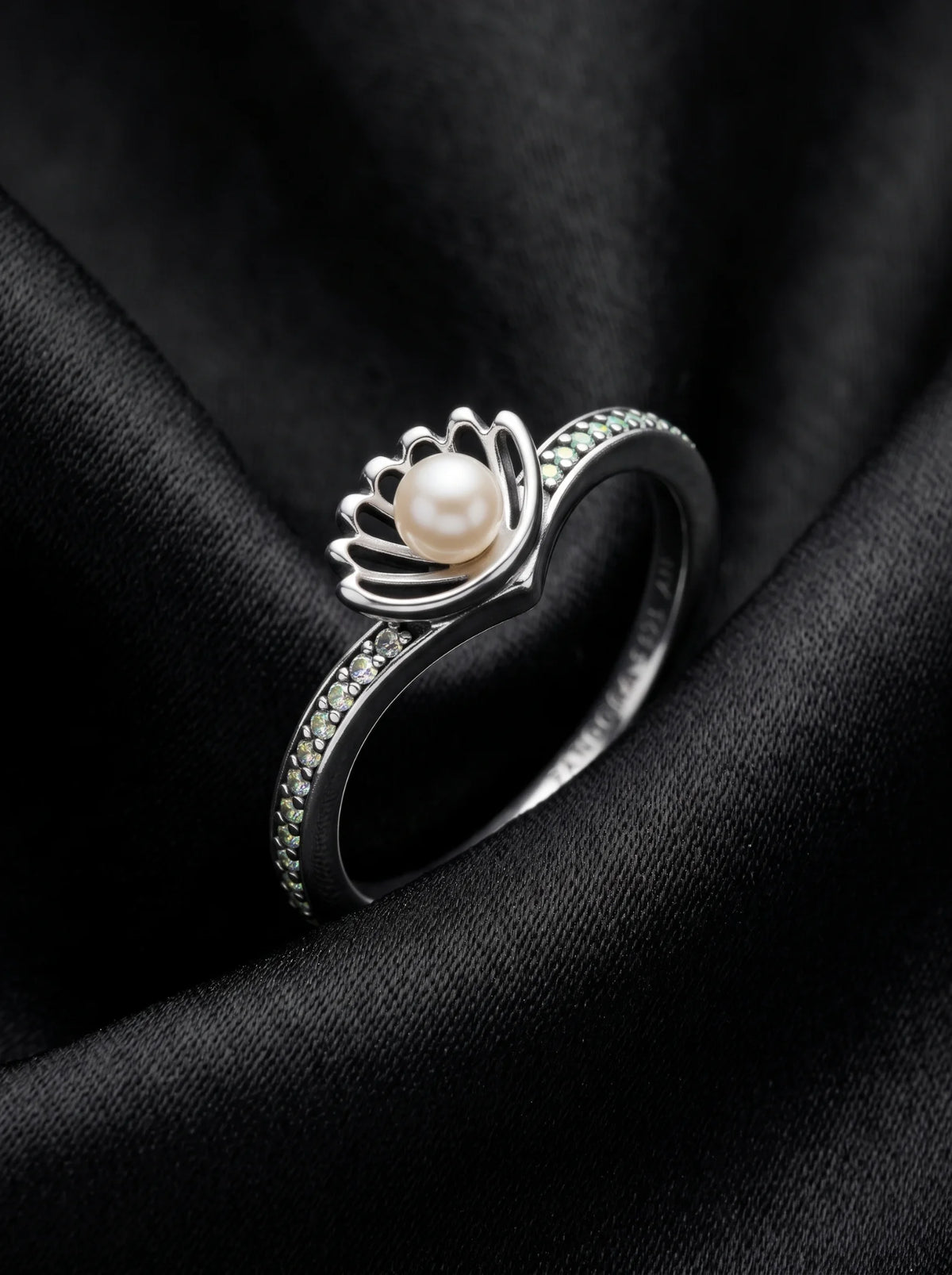 Pandora Ariel Pearl Shell Ring - view 3