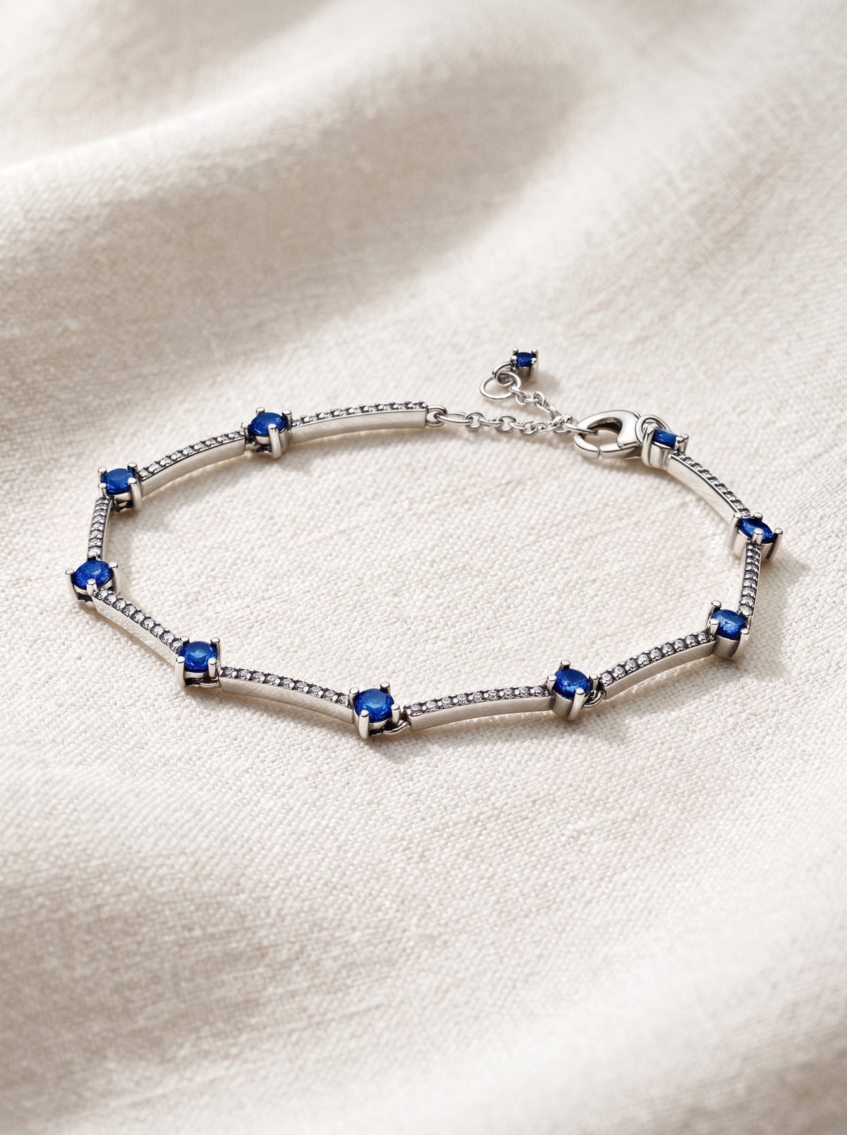 Pandora Sparkling Pavé Bars Naggat Silver
