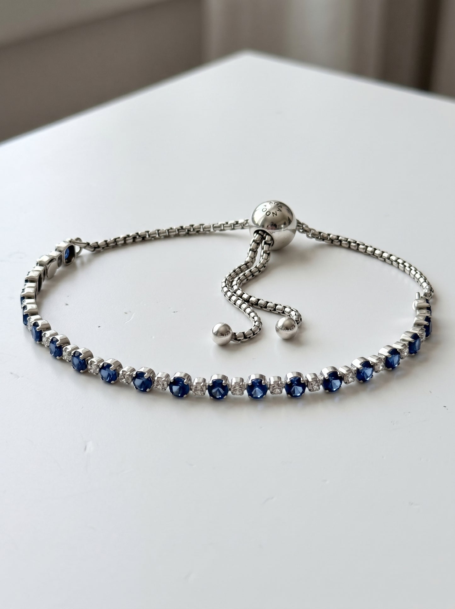 Pandora tennis slider