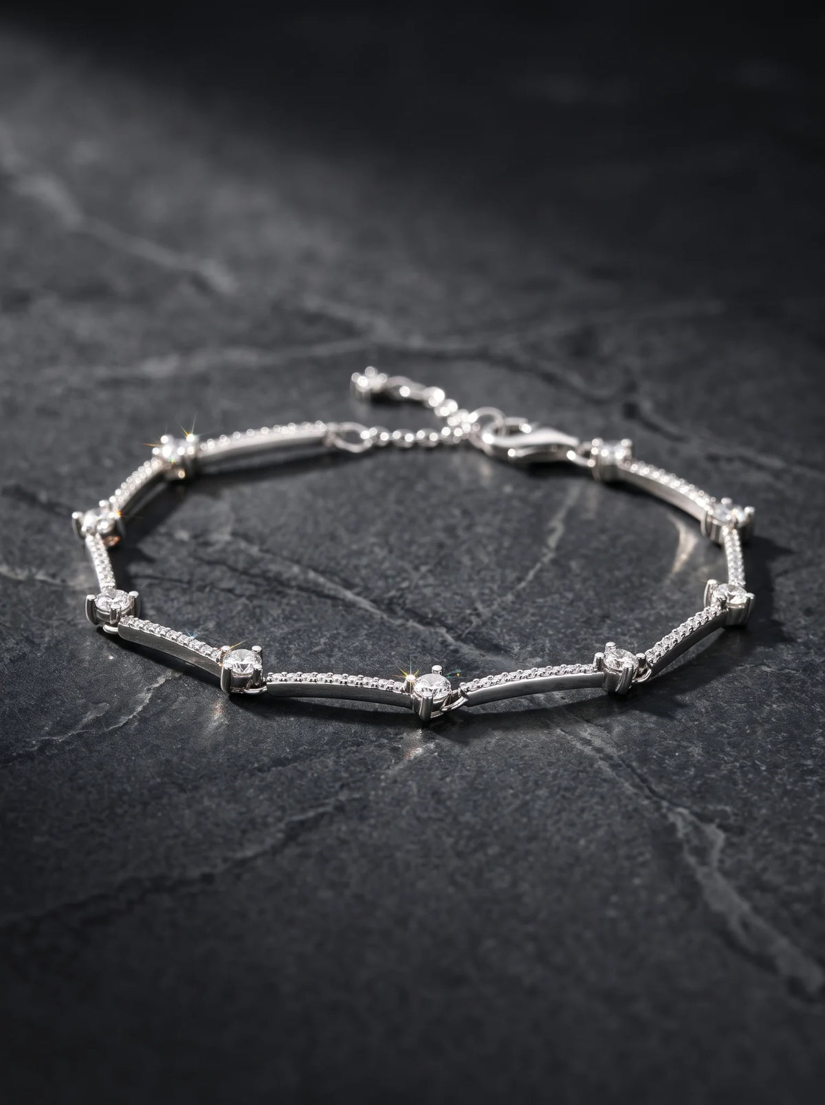 Pandora Sparkling Pavé Bars Bracelet - just_enhace_2K_20261021173031.webp