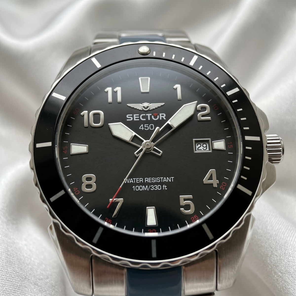 Sector 450 Diver Watch – Black Dial & Stainless Steel Bracelet - Naggat Silver