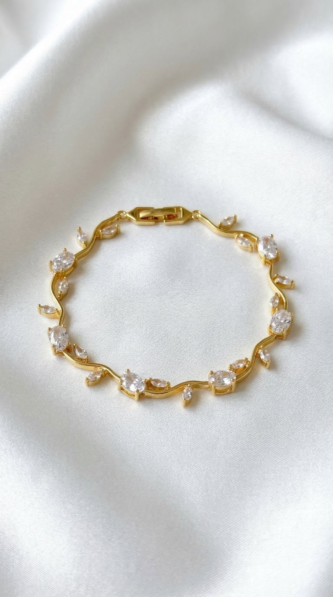 Tulip Bracelet For (Red & Gold) - Naggat Silver